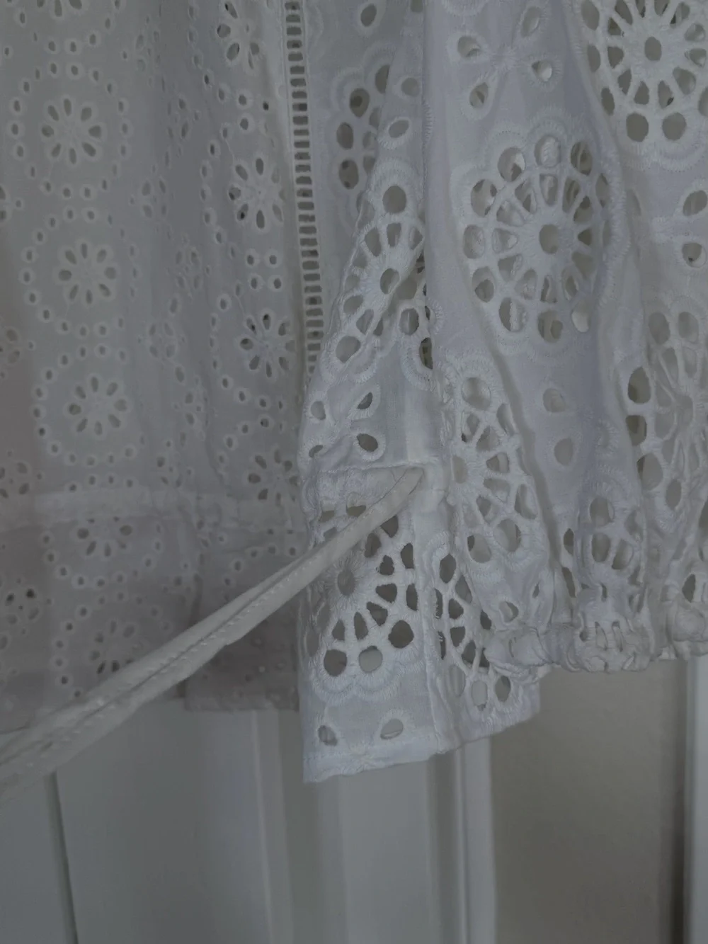 Banana Republic cutwork eyelet